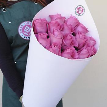 Букеты из розовых роз 70 см (Эквадор) код  28600vlg